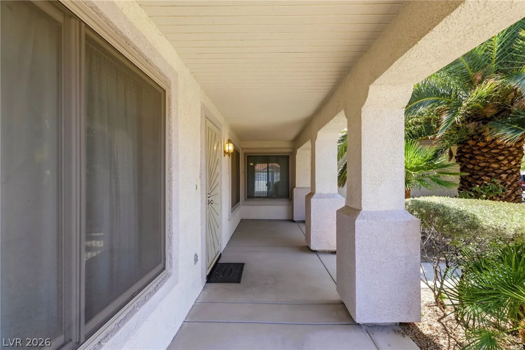 6302 Golden Rain, North Las Vegas, NV 89031