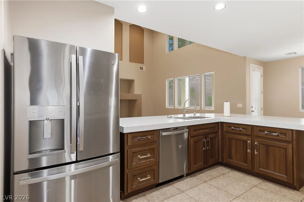354 Shimmering Moon, Henderson, NV 89015