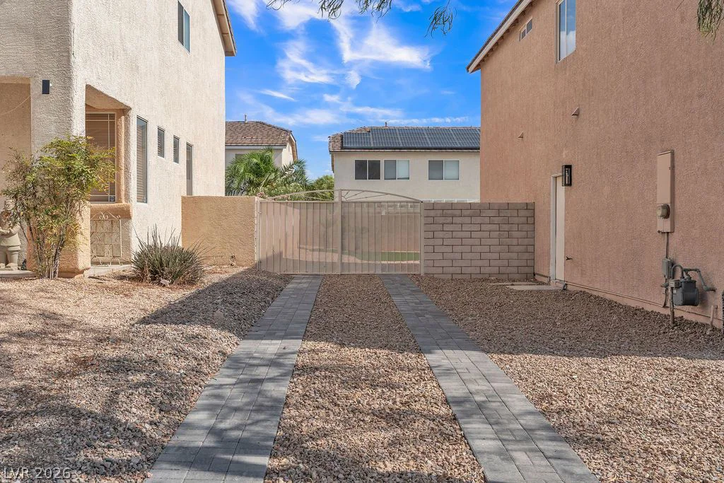 9004 Loggers Mill, Las Vegas, NV 89143