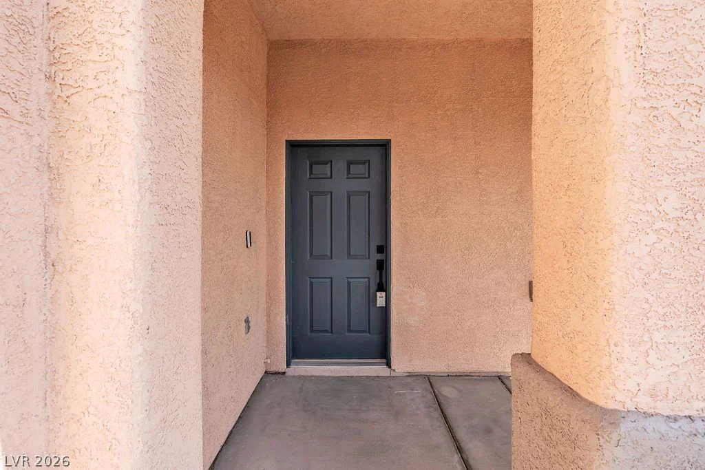 9004 Loggers Mill, Las Vegas, NV 89143