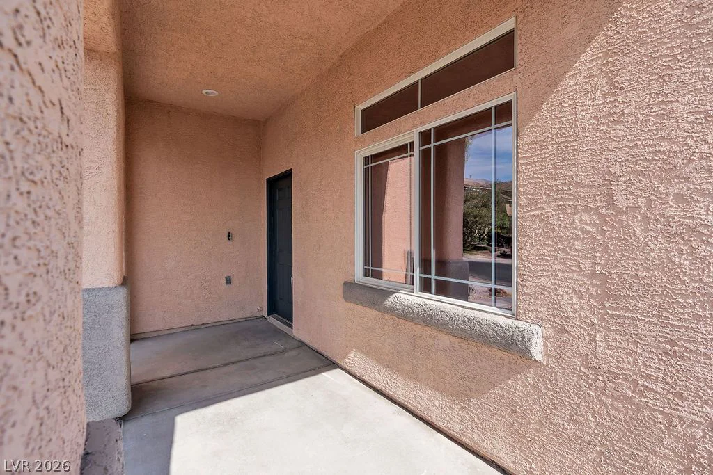 9004 Loggers Mill, Las Vegas, NV 89143
