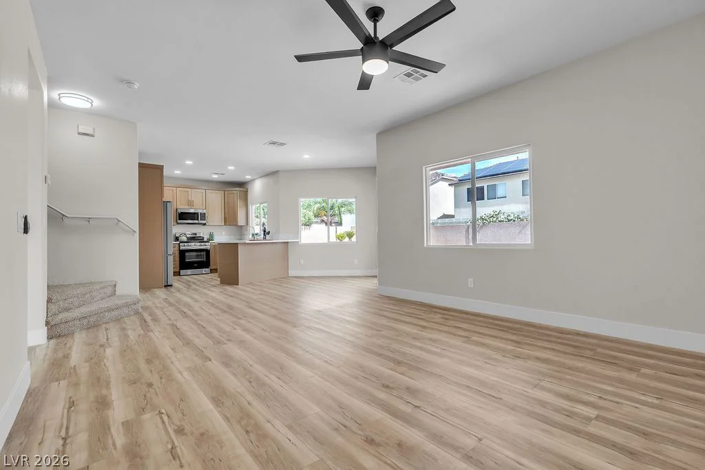 9004 Loggers Mill, Las Vegas, NV 89143