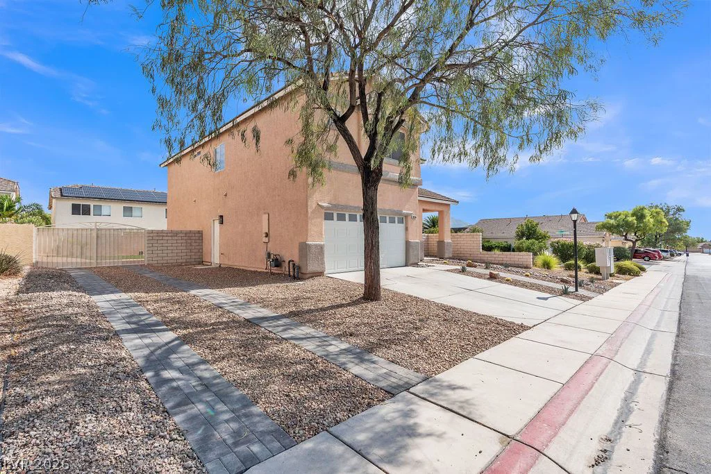 9004 Loggers Mill, Las Vegas, NV 89143