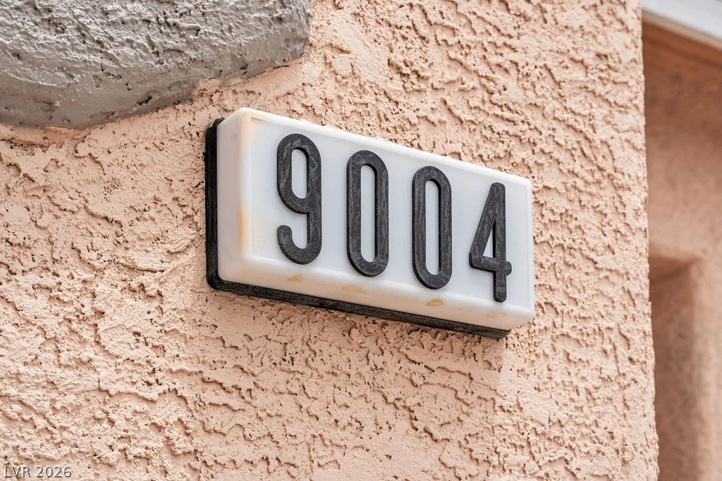 9004 Loggers Mill, Las Vegas, NV 89143