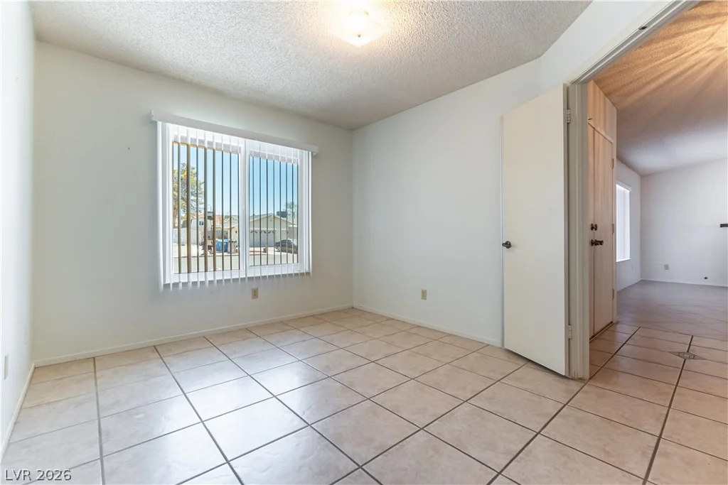 1848 Golden Shadow, Henderson, NV 89002
