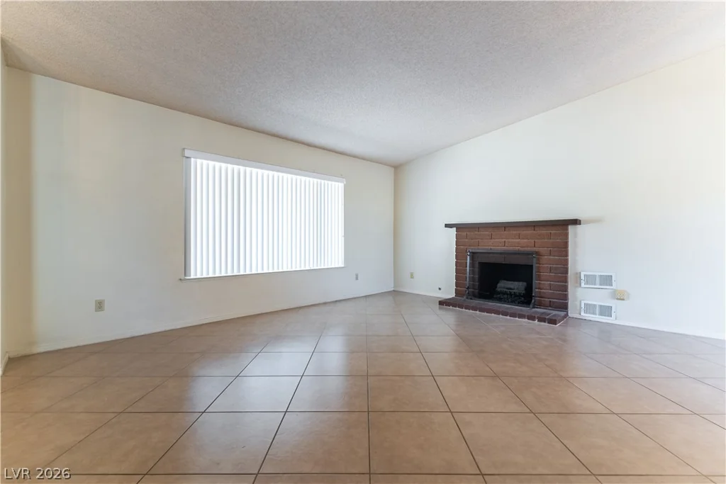 1848 Golden Shadow, Henderson, NV 89002