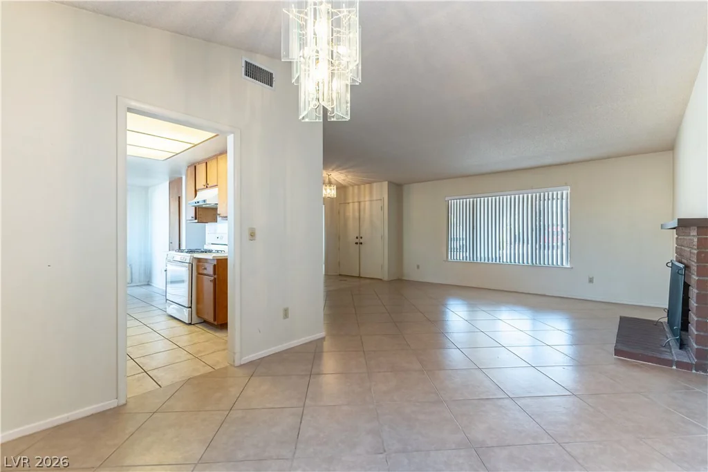 1848 Golden Shadow, Henderson, NV 89002