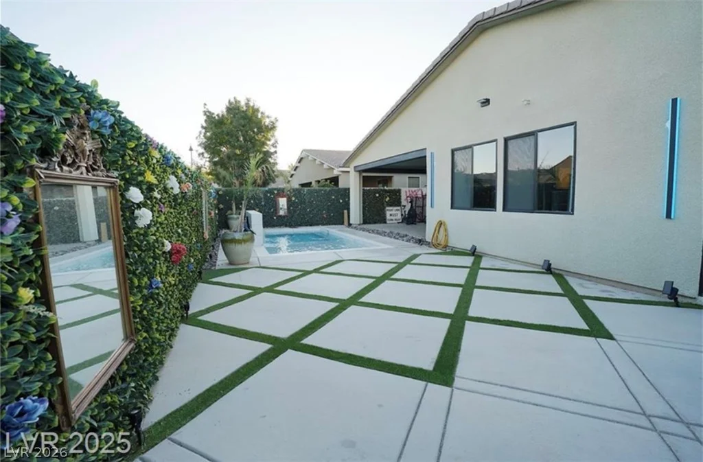 9239 Beltana, Las Vegas, NV 89148