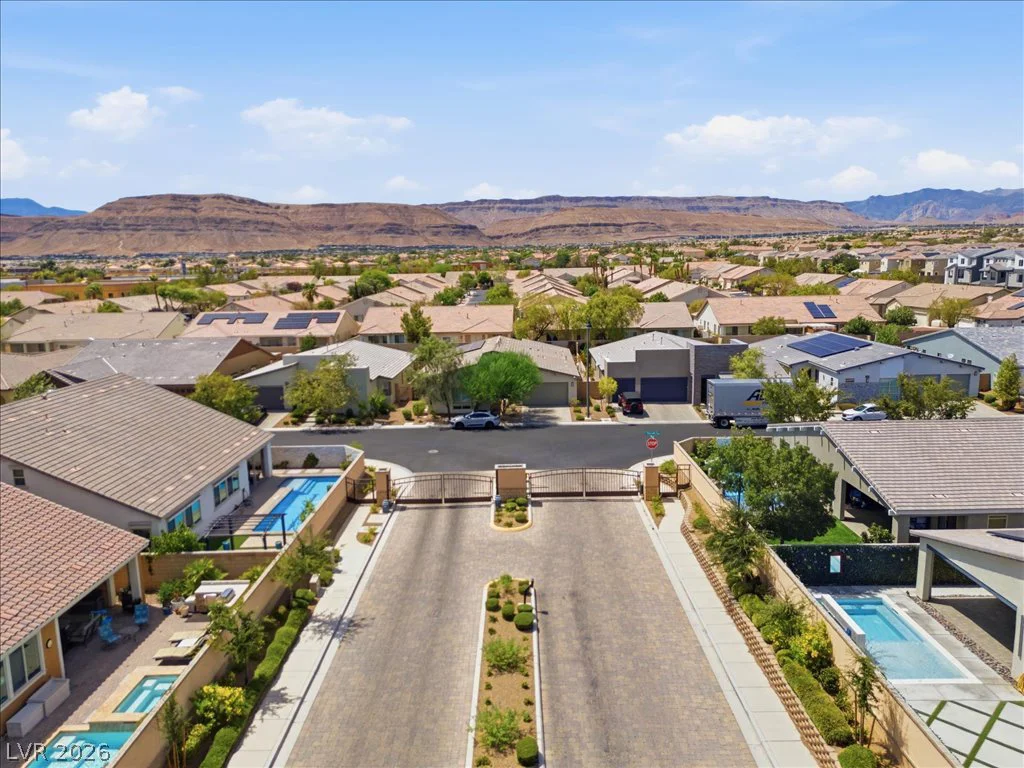 9239 Beltana, Las Vegas, NV 89148
