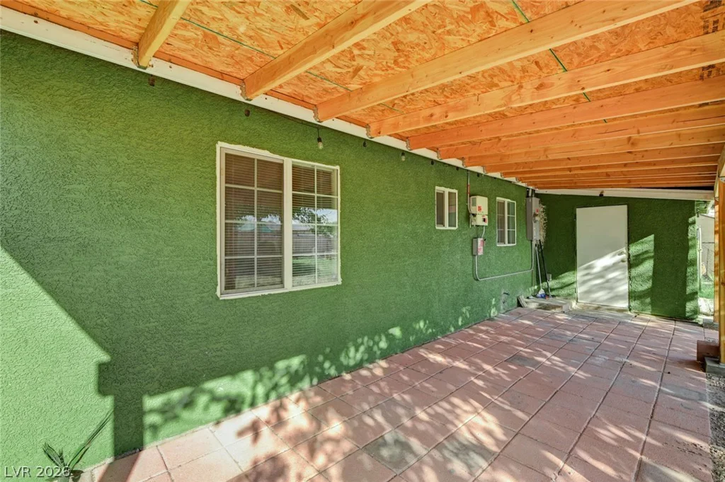 1720 Carson, Las Vegas, NV 89101