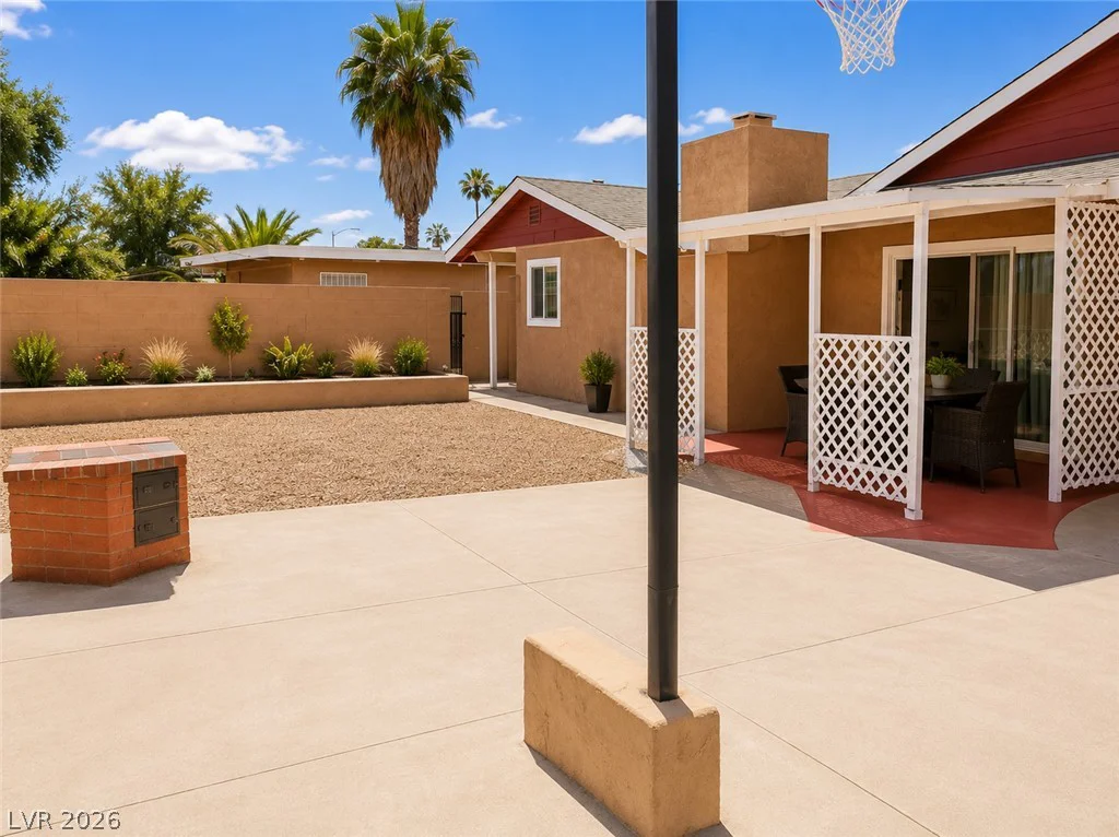5108 Wilbur, Las Vegas, NV 89119