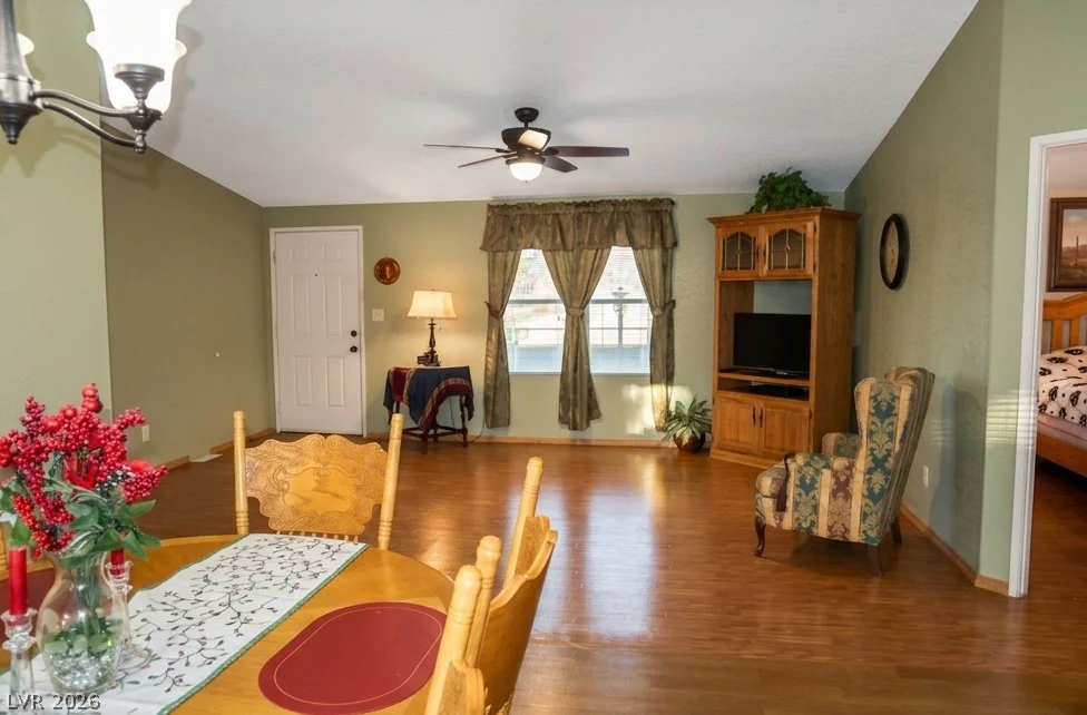 6188 Carlsbad, Las Vegas, NV 89156
