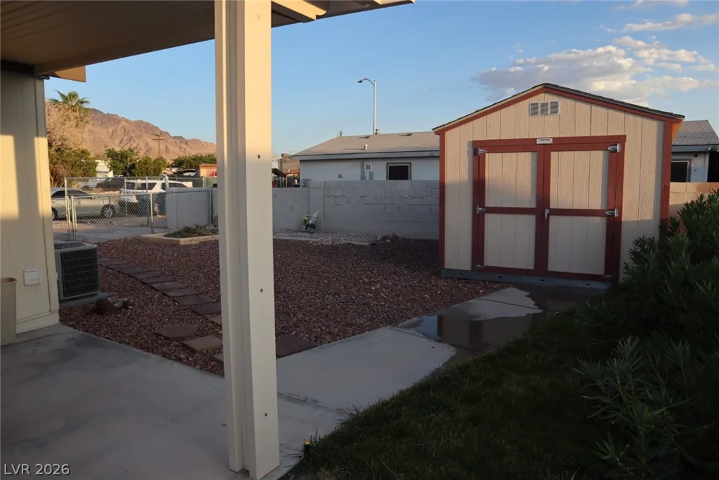 6188 Carlsbad, Las Vegas, NV 89156