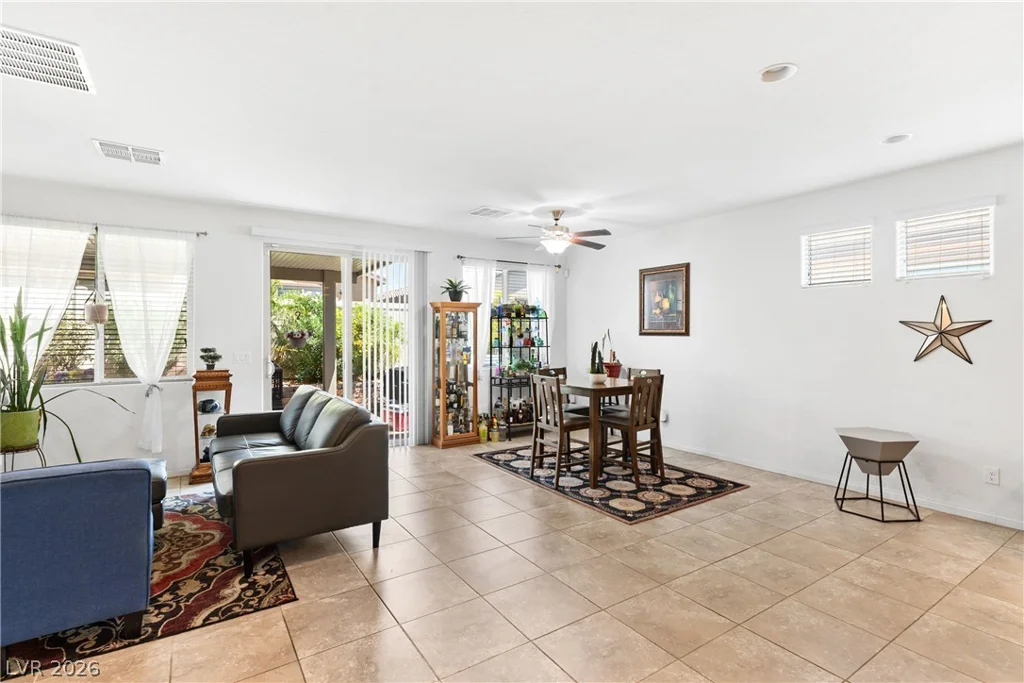 5724 Swan Bridge, North Las Vegas, NV 89081