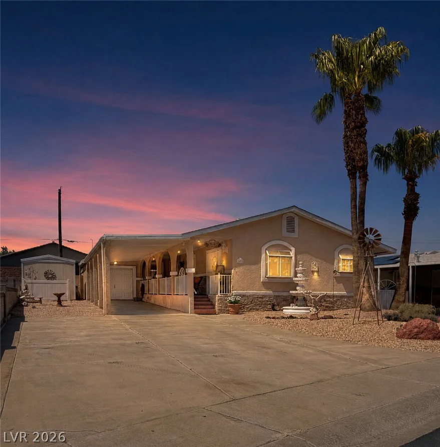 1275 Dean, Henderson, NV 89002