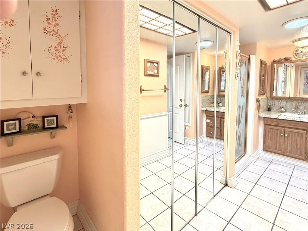 1275 Dean, Henderson, NV 89002