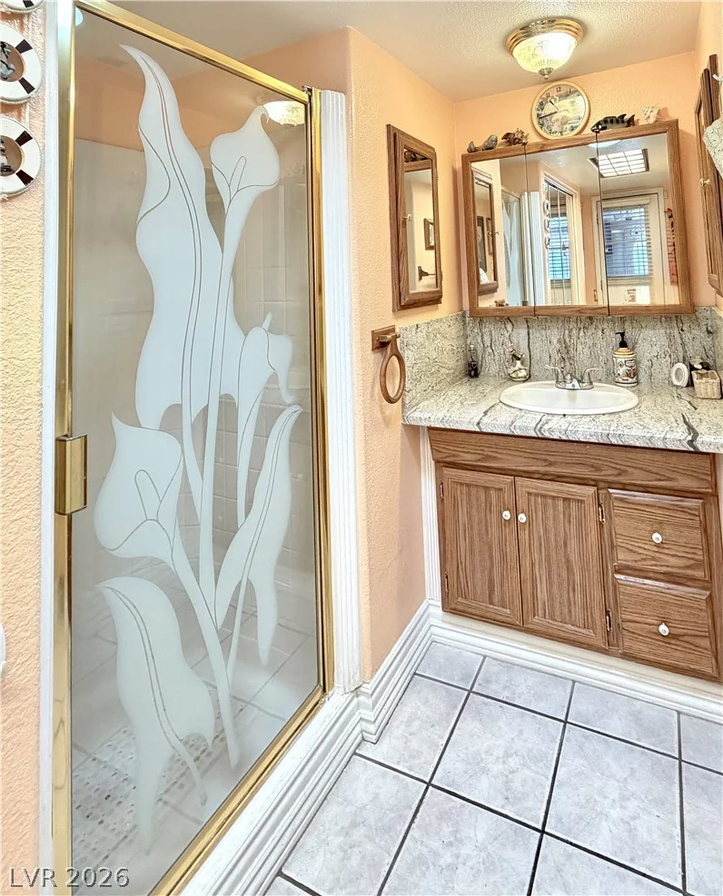 1275 Dean, Henderson, NV 89002