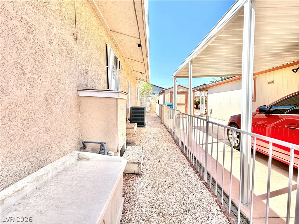 1275 Dean, Henderson, NV 89002