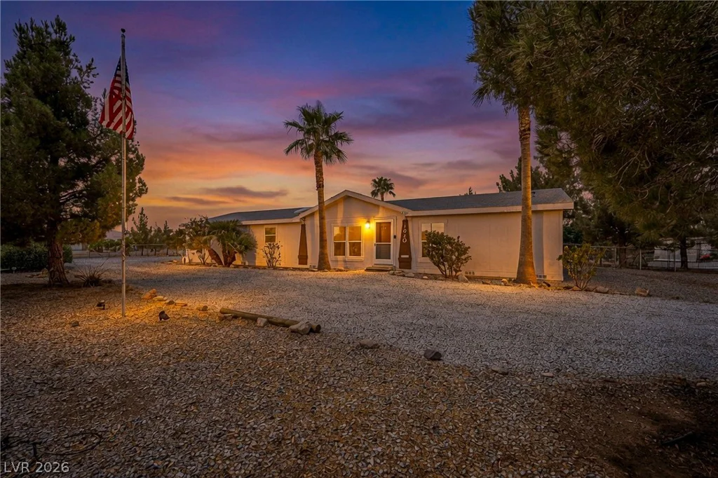 1640 Woodchips, Pahrump, NV 89060