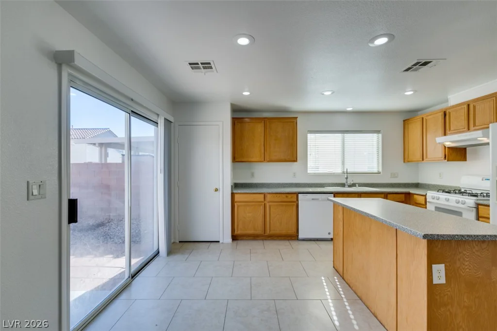 7544 Camino Heights, Las Vegas, NV 89139