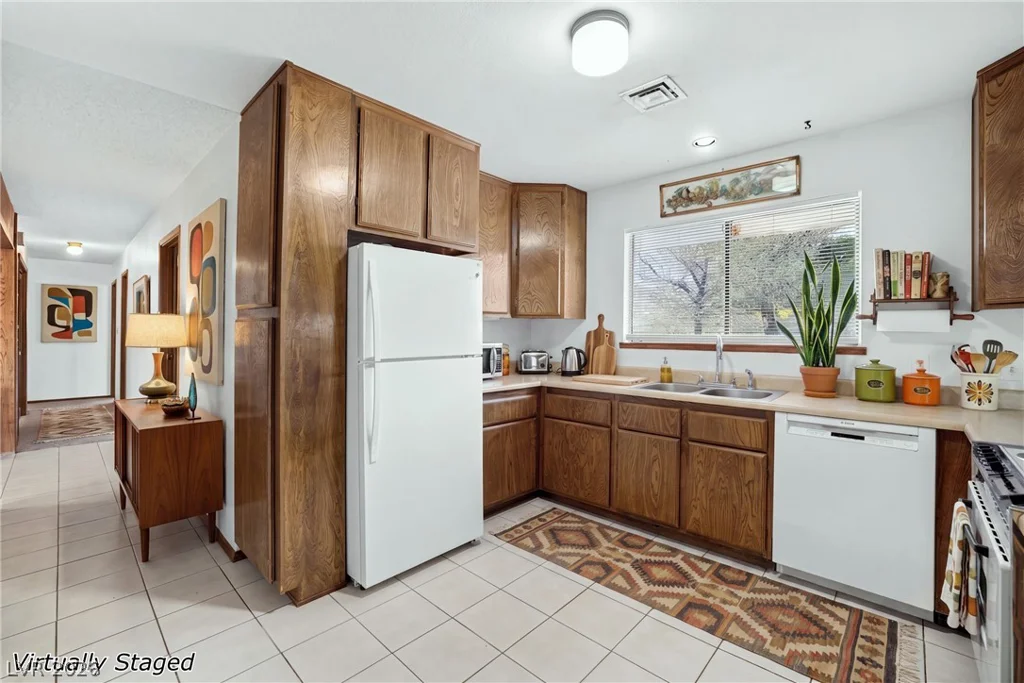 181 Middleton, Henderson, NV 89015