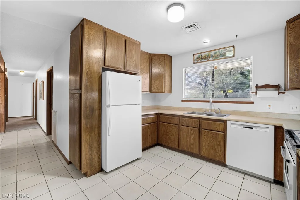181 Middleton, Henderson, NV 89015