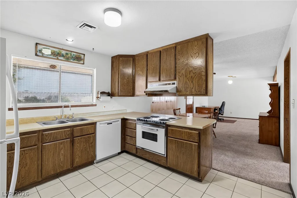 181 Middleton, Henderson, NV 89015