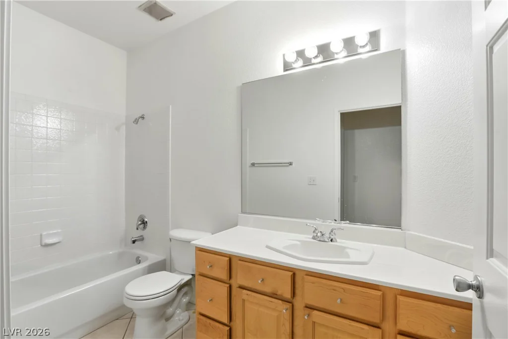 8789 Seal Rock, Las Vegas, NV 89147