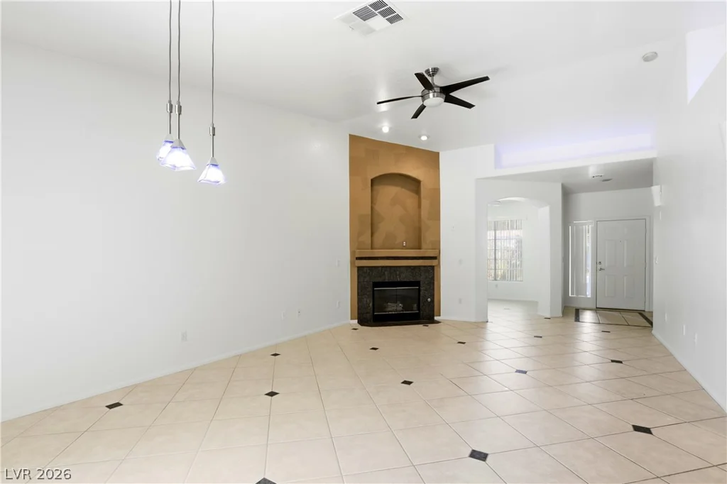 8789 Seal Rock, Las Vegas, NV 89147