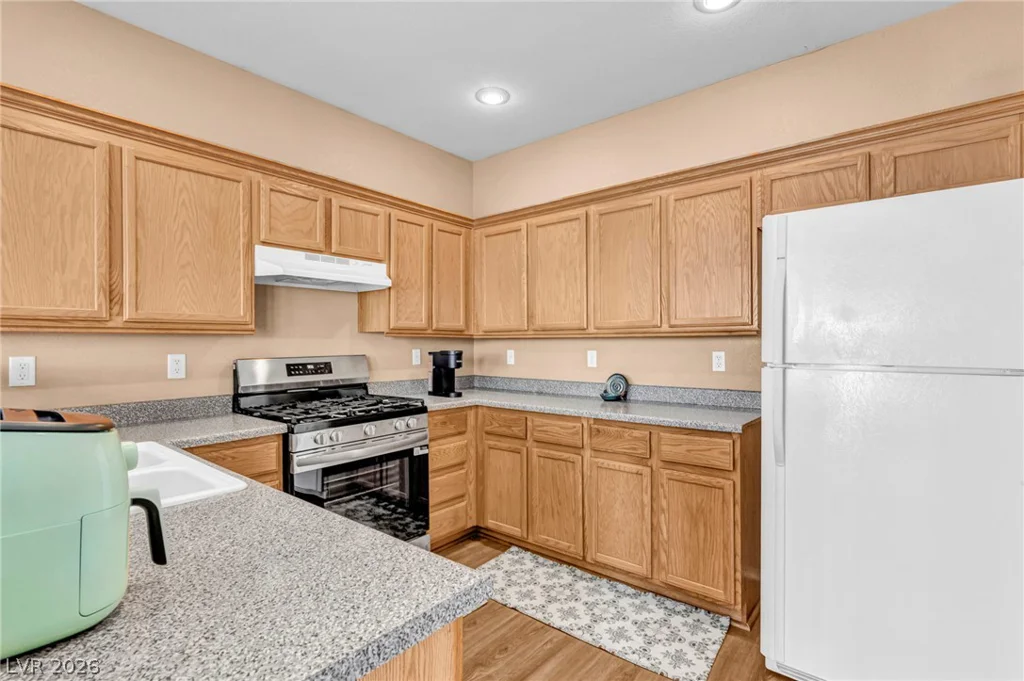 5319 Crestpoint Watch, North Las Vegas, NV 89031