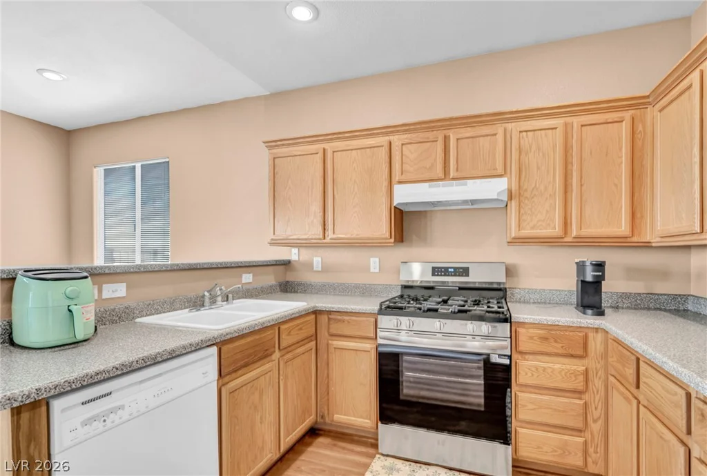 5319 Crestpoint Watch, North Las Vegas, NV 89031