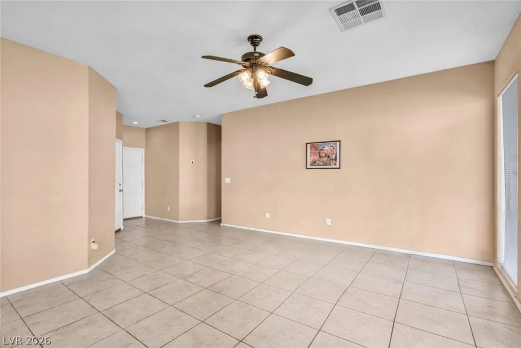 5319 Crestpoint Watch, North Las Vegas, NV 89031
