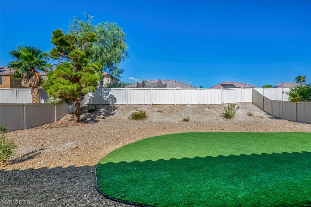 5319 Crestpoint Watch, North Las Vegas, NV 89031