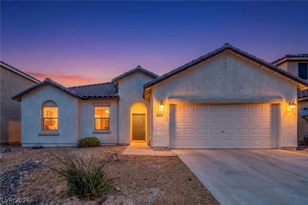 5319 Crestpoint Watch, North Las Vegas, NV 89031