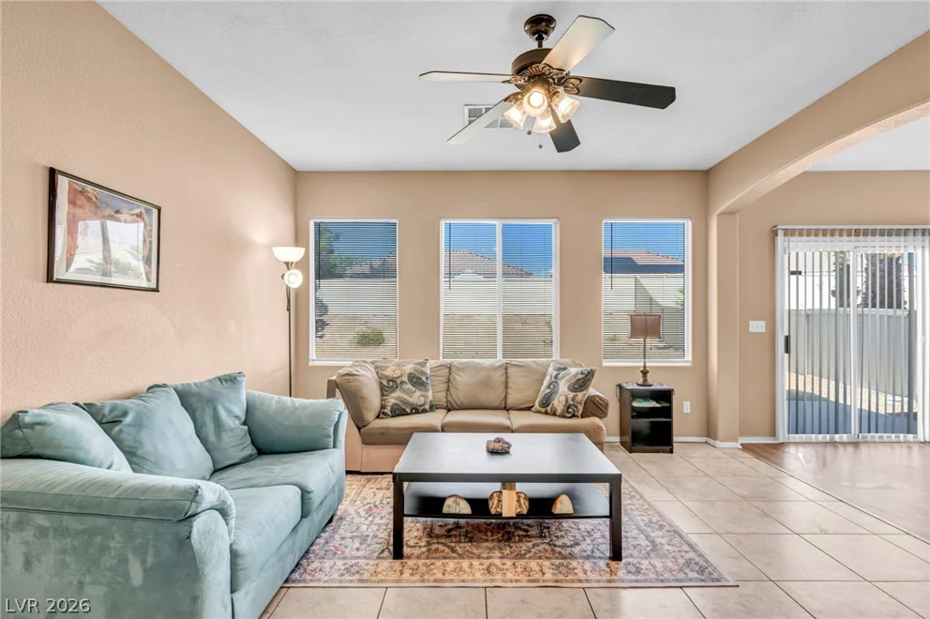 5319 Crestpoint Watch, North Las Vegas, NV 89031
