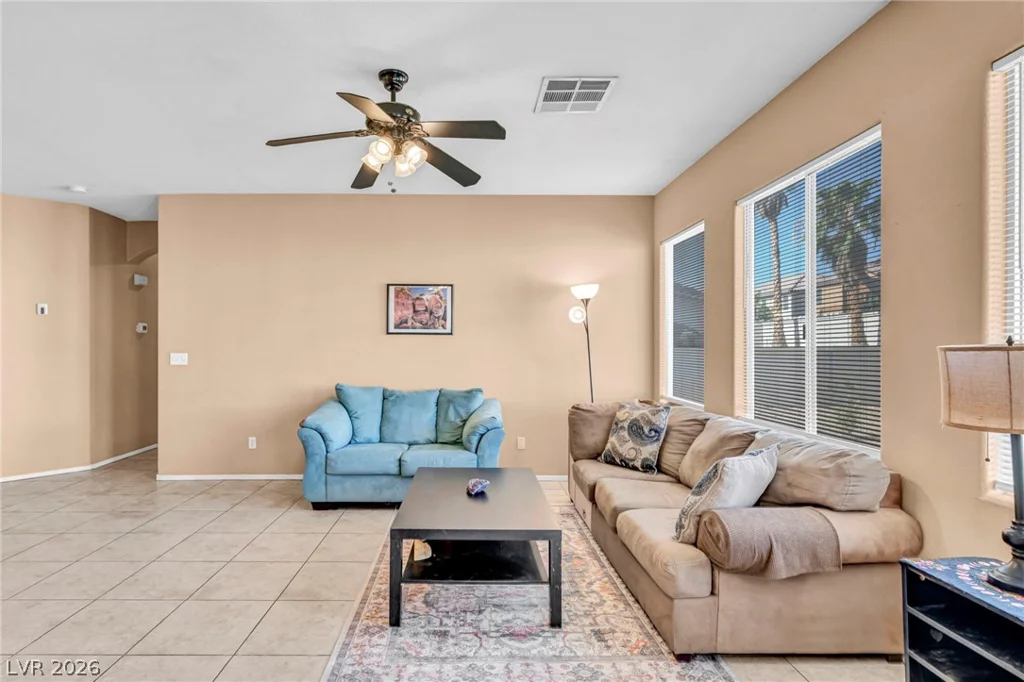 5319 Crestpoint Watch, North Las Vegas, NV 89031