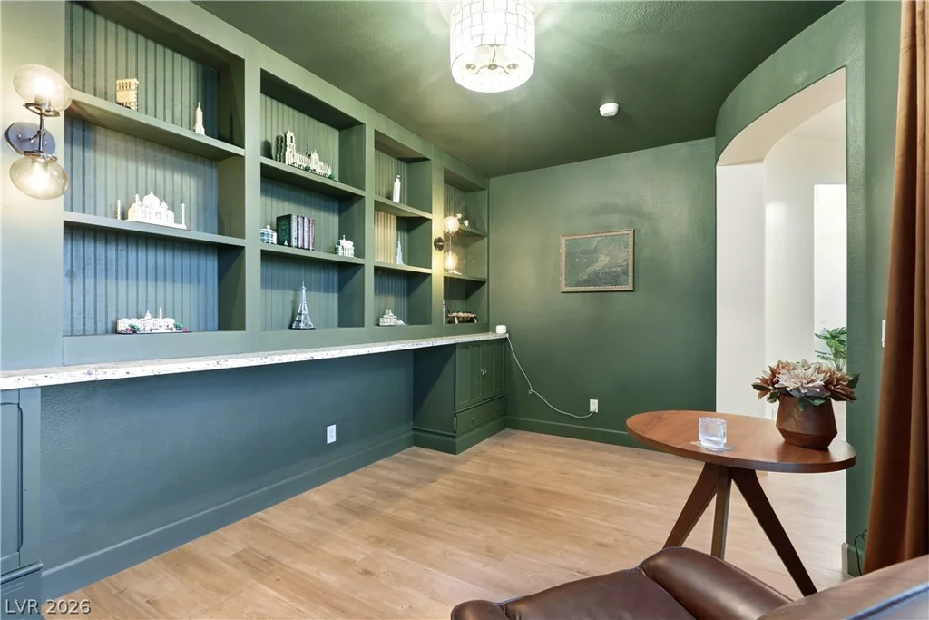 9404 Forest Edge, Las Vegas, NV 89149
