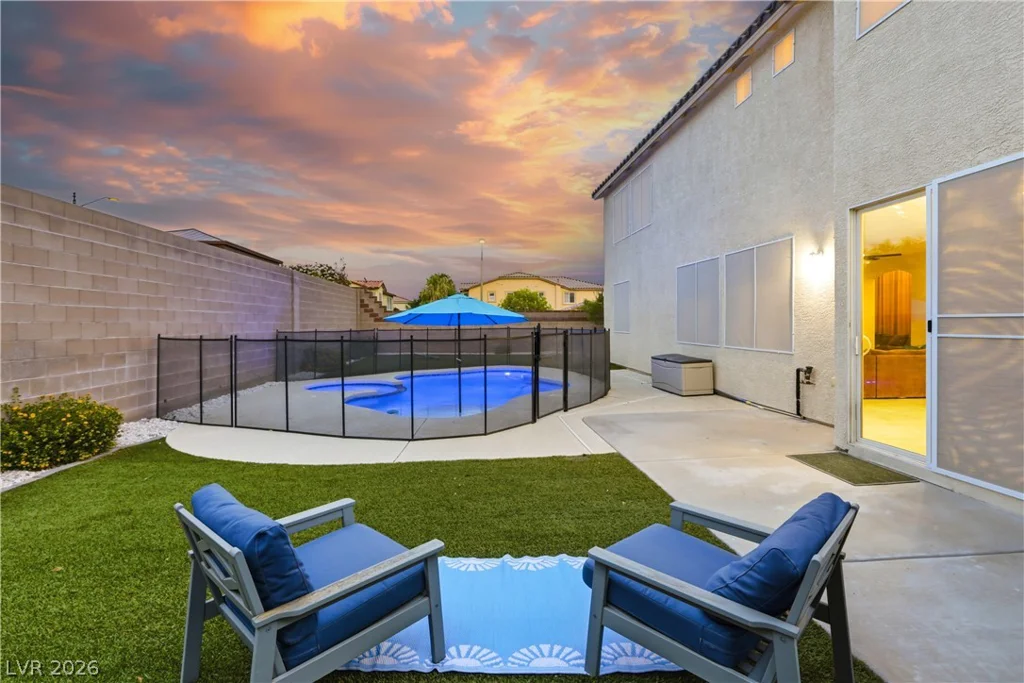9404 Forest Edge, Las Vegas, NV 89149