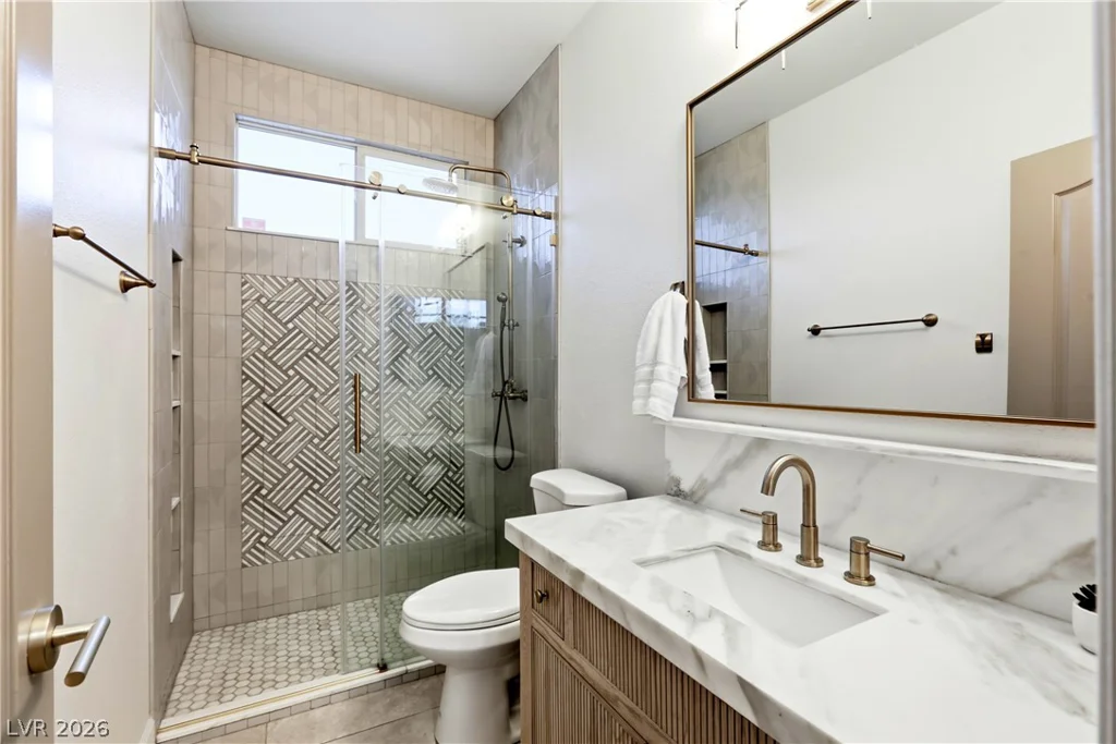 9404 Forest Edge, Las Vegas, NV 89149