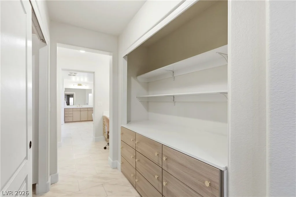 9404 Forest Edge, Las Vegas, NV 89149
