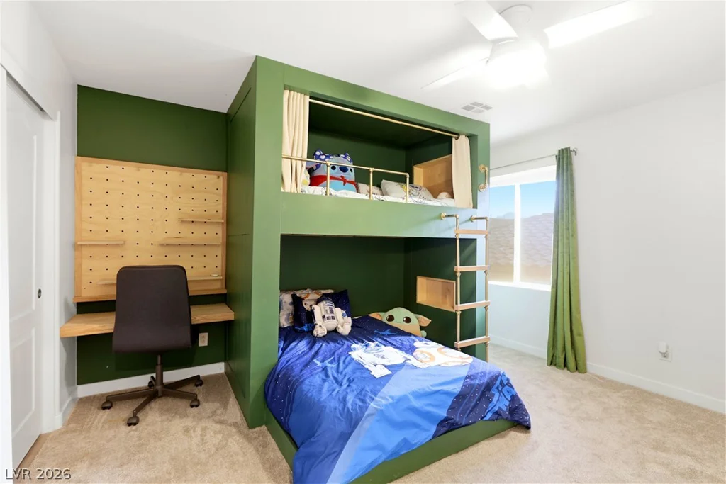 9404 Forest Edge, Las Vegas, NV 89149