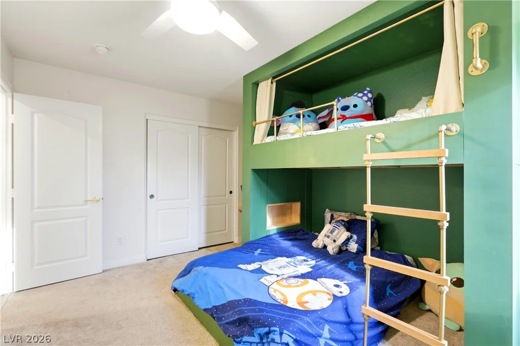 9404 Forest Edge, Las Vegas, NV 89149