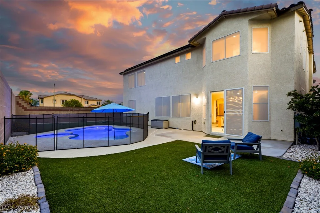 9404 Forest Edge, Las Vegas, NV 89149