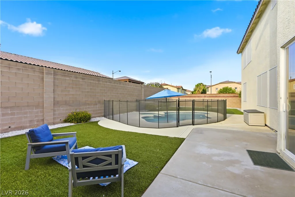 9404 Forest Edge, Las Vegas, NV 89149