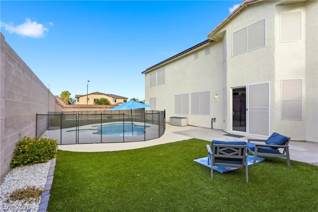 9404 Forest Edge, Las Vegas, NV 89149