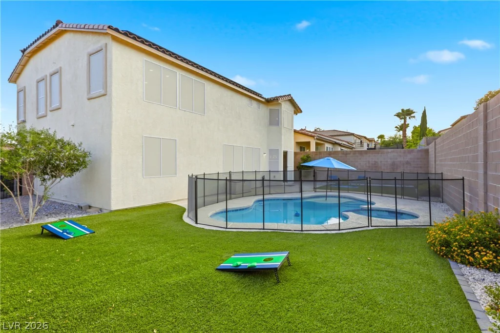 9404 Forest Edge, Las Vegas, NV 89149