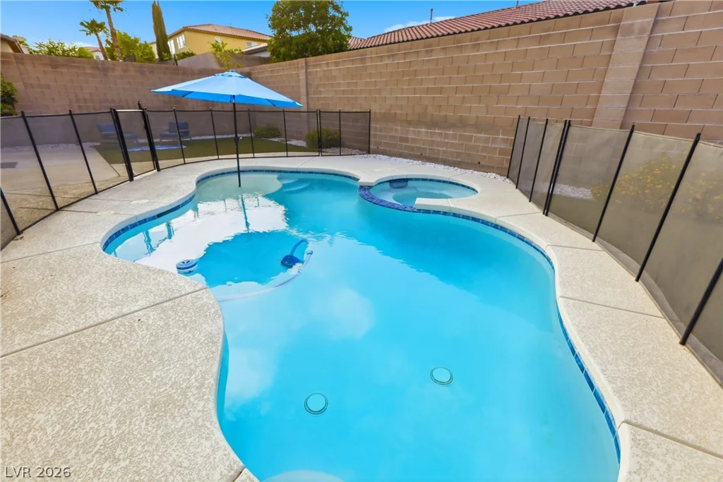 9404 Forest Edge, Las Vegas, NV 89149