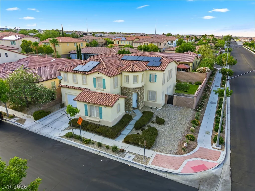 9404 Forest Edge, Las Vegas, NV 89149
