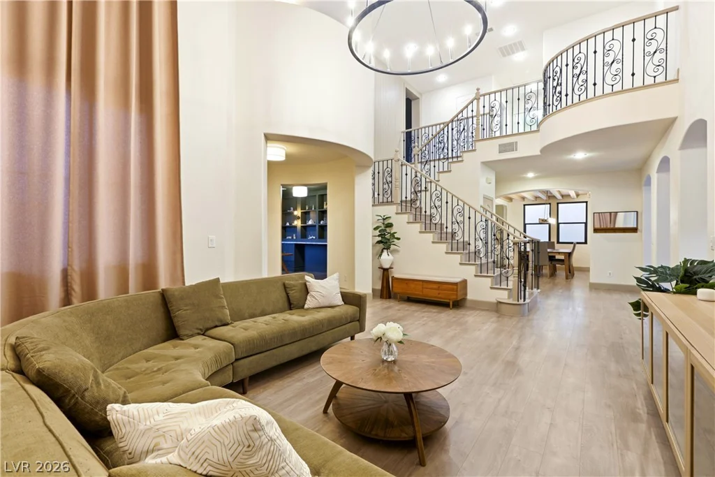 9404 Forest Edge, Las Vegas, NV 89149