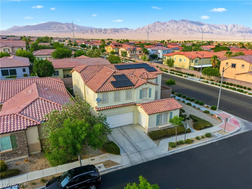 9404 Forest Edge, Las Vegas, NV 89149